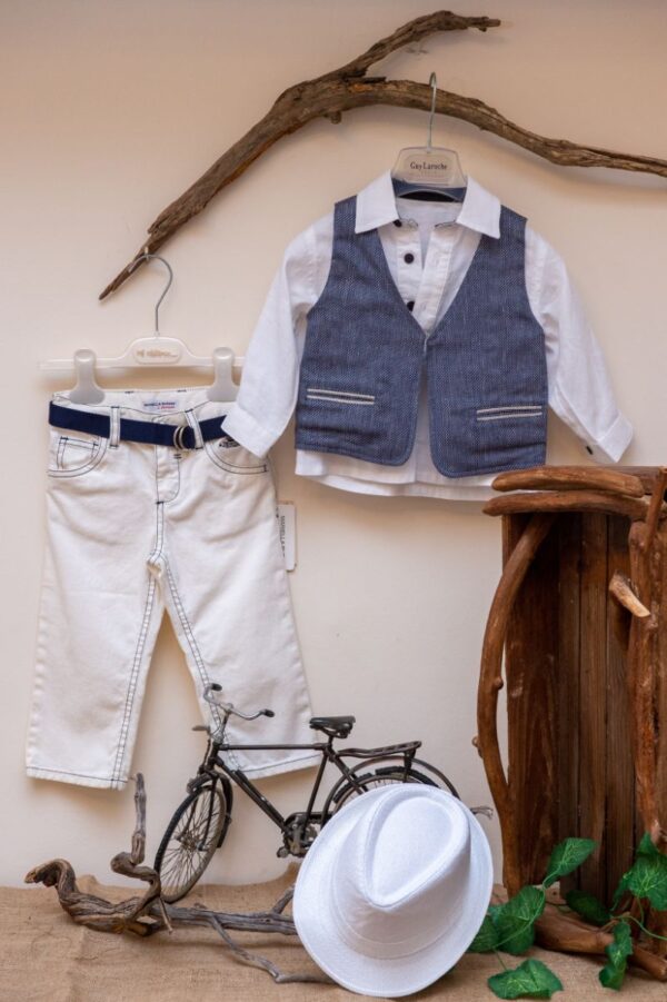 Elegant and modern christening set of white jeans