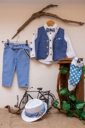 Κομψό και μοντέρνο βαπτιστικό σύνολο Byerofili από γαλάζιο παντελόνι